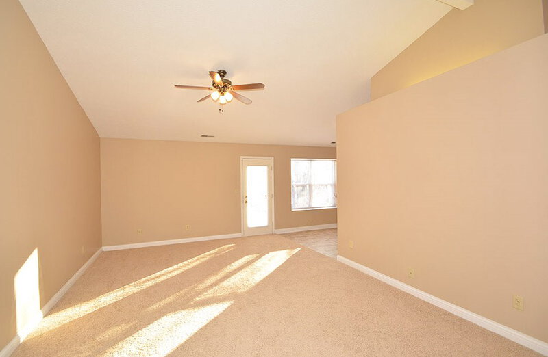 1,580/Mo, 12238 Fireberry Ct Indianapolis, IN 46236 Great Room View