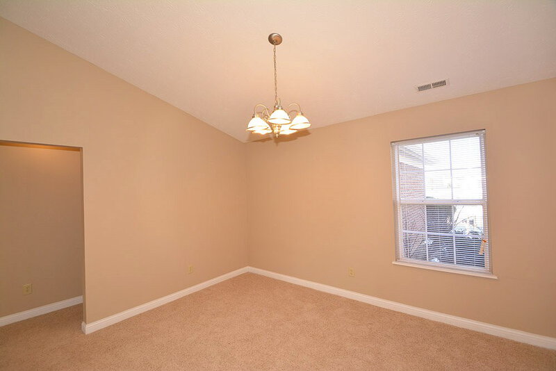 1,580/Mo, 12238 Fireberry Ct Indianapolis, IN 46236 Dining Room View