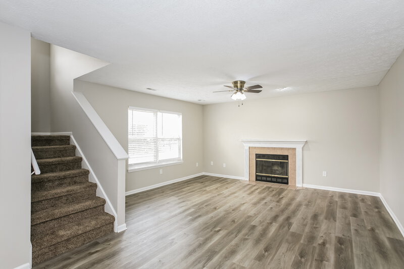 1,975/Mo, 9715 Claymore Dr Fishers, IN 46038 Living Room View 2