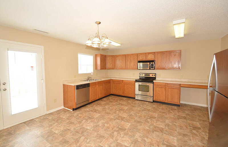 1,560/Mo, 658 Harvest Meadow Way New Whiteland, IN 46184 photo View 2