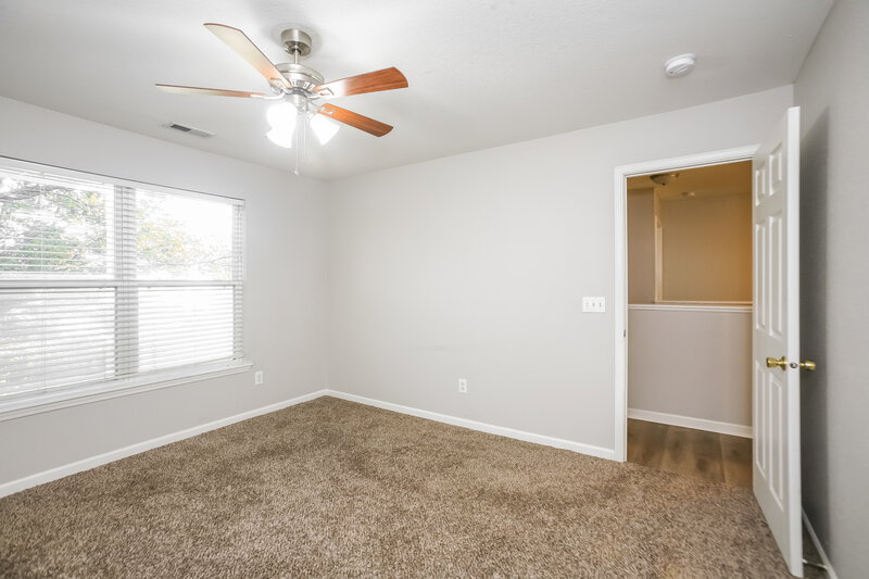 1,915/Mo, 19024 Prairie Crossing Dr Noblesville, IN 46062 Bedroom View
