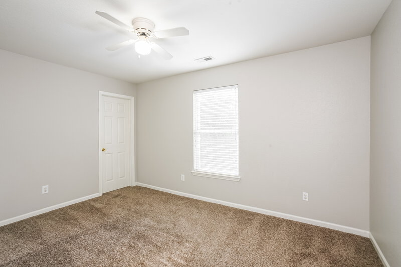 1,915/Mo, 19024 Prairie Crossing Dr Noblesville, IN 46062 Bedroom View 3