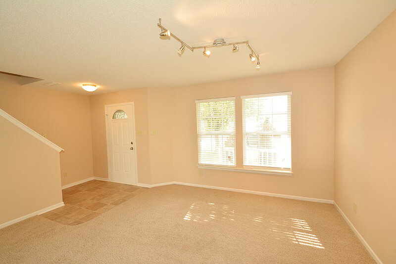 1,495/Mo, 10384 Carrington Way Indianapolis, IN 46234 Living Room View