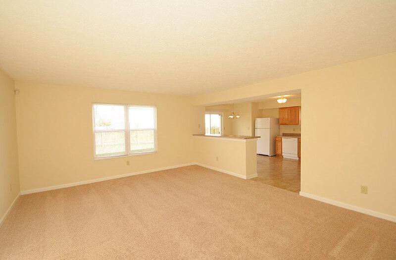 1,620/Mo, 11404 Seabiscuit Dr Noblesville, IN 46060 Great Room View