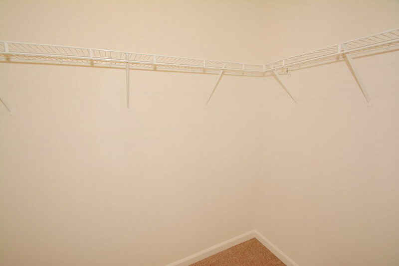 1,620/Mo, 11404 Seabiscuit Dr Noblesville, IN 46060 Master Closet View