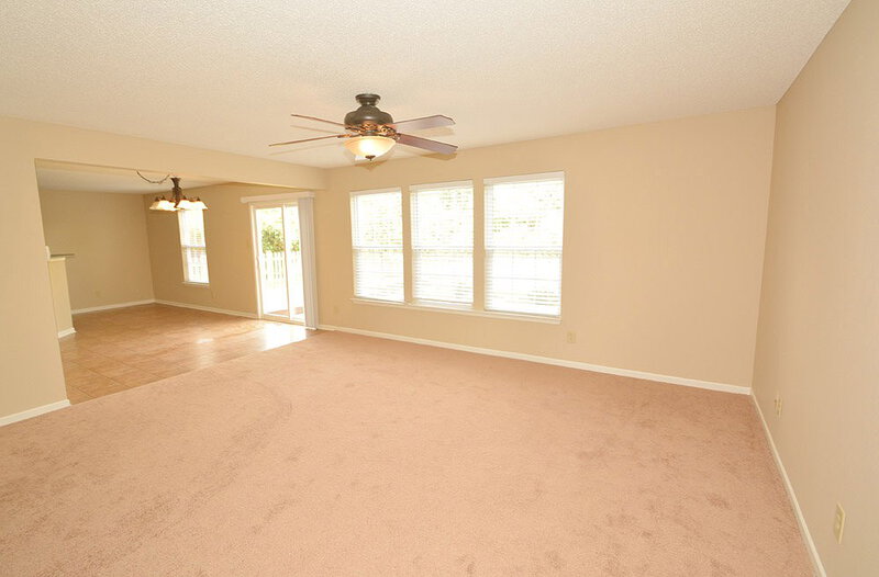 1,855/Mo, 10454 Cumberland Pointe Blvd Noblesville, IN 46060 Family Room View