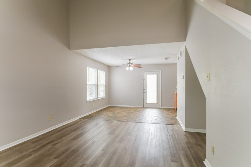 1,830/Mo, 2150 Summer Breeze Way Greenwood, IN 46143 Living Room View