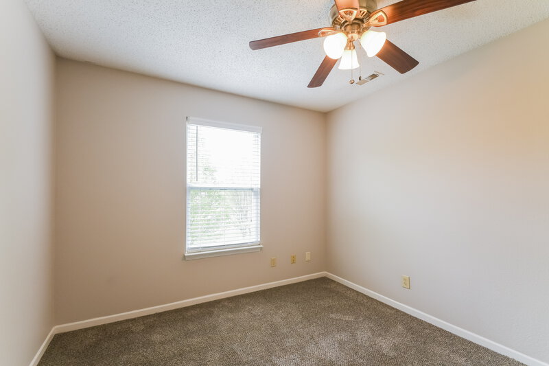 1,830/Mo, 2150 Summer Breeze Way Greenwood, IN 46143 Main Bedroom View