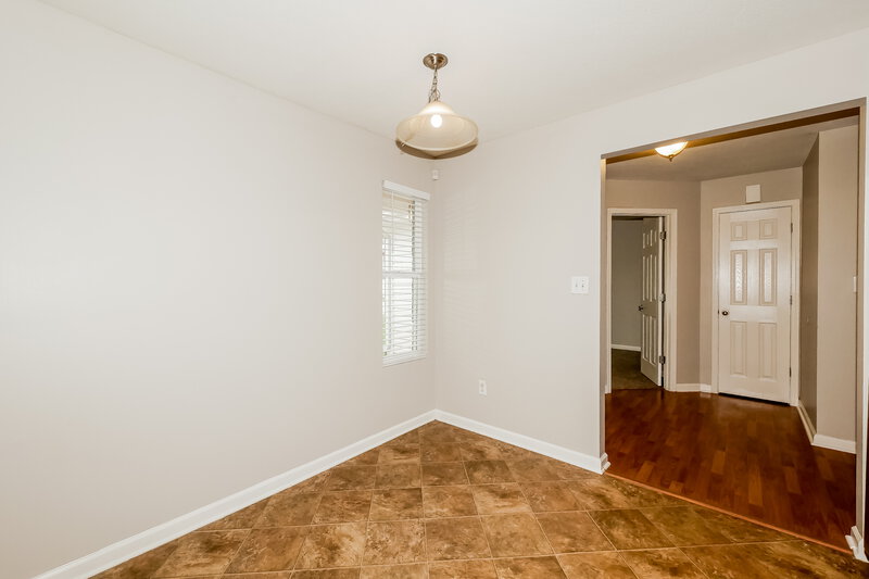 1,730/Mo, 5544 Wild Horse Dr Indianapolis, IN 46239 Breakfast Nook View