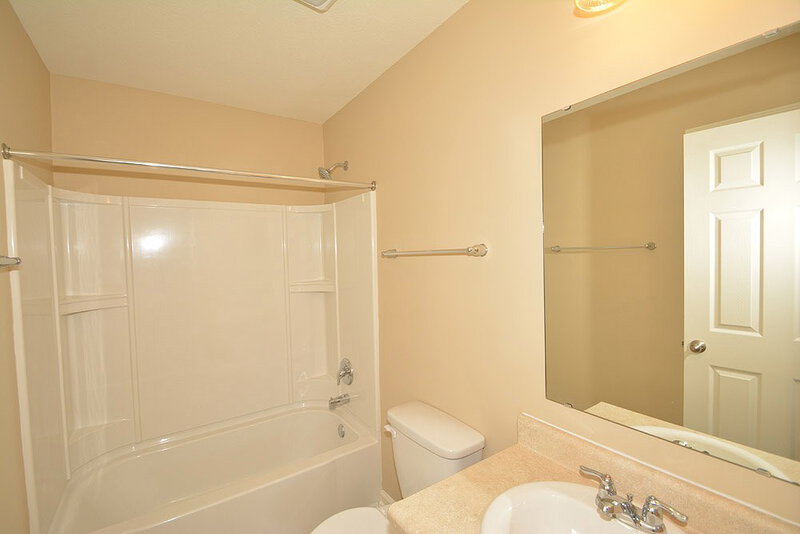 1,680/Mo, 5544 Wild Horse Dr Indianapolis, IN 46239 Master Bathroom View