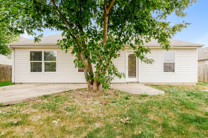 1,730/Mo, 5544 Wild Horse Dr Indianapolis, IN 46239 Rear View