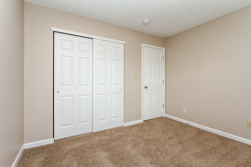 1,320/Mo, 281 Kimbrough Dr Greenwood, IN 46143 Bedroom View 4