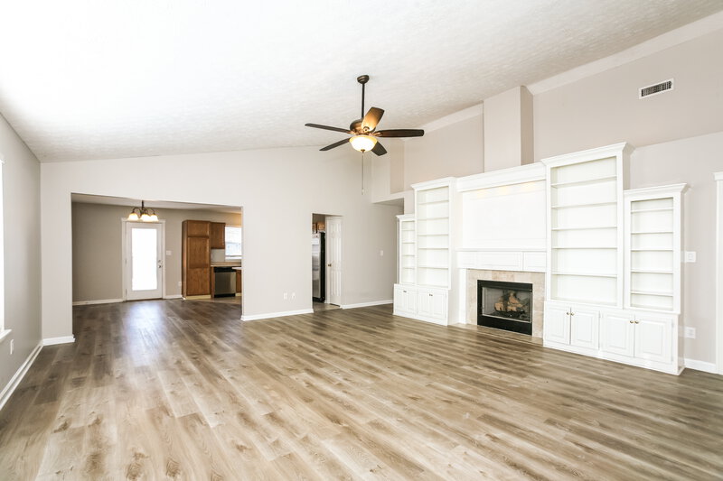 2,265/Mo, 9225 Concert Way Indianapolis, IN 46231 Living Room View 2