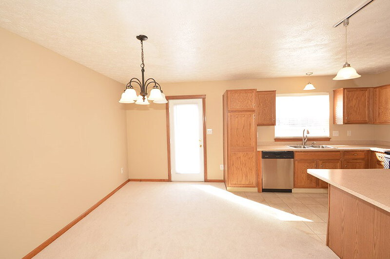 1,570/Mo, 9225 Concert Way Indianapolis, IN 46231 Dining Area View