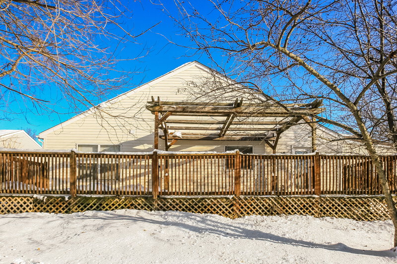 2,265/Mo, 9225 Concert Way Indianapolis, IN 46231 Rear View 2