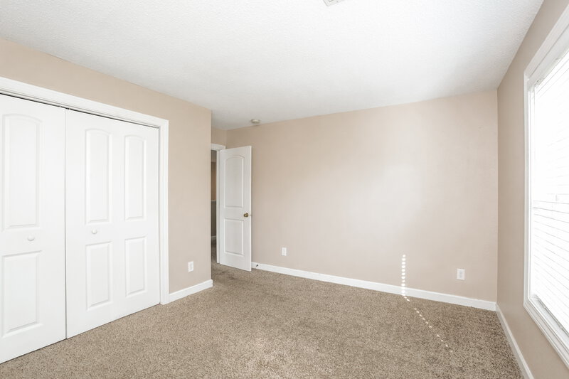 2,285/Mo, 5834 Long Lake Ln Indianapolis, IN 46235 Bedroom View 2