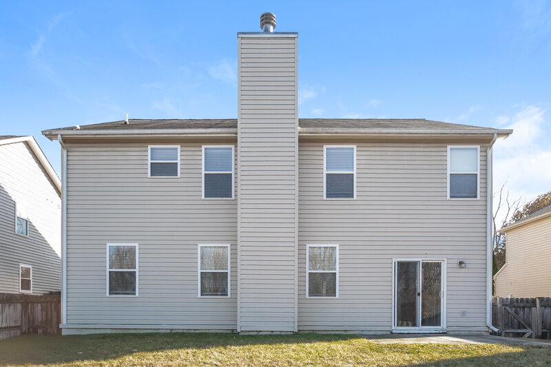 2,285/Mo, 5834 Long Lake Ln Indianapolis, IN 46235 Rear View 2
