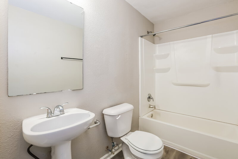 1,705/Mo, 2329 Seven Peaks Dr Cicero, IN 46034 Bathroom View