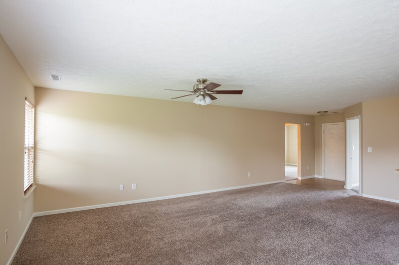 1,535/Mo, 7267 Burlat Ln Noblesville, IN 46062 Living Room View