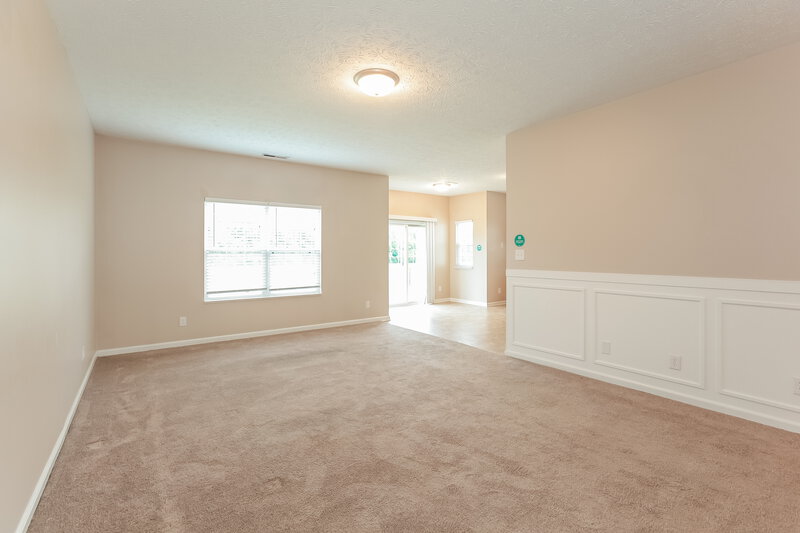 1,550/Mo, 8127 Wichita Hill Dr Indianapolis, IN 46217 Living Room View 2