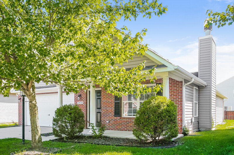 2,125/Mo, 19516 Prairie Crossing Dr Noblesville, IN 46062 Misc View