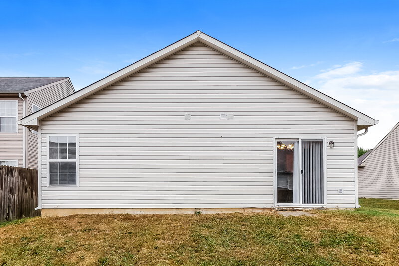 2,590/Mo, 9723 Centennial Ct Avon, IN 46123 Rear View