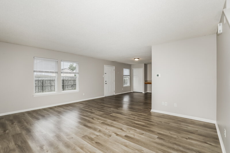 1,930/Mo, 2371 Summerwood Ln Greenwood, IN 46143 Living Room View