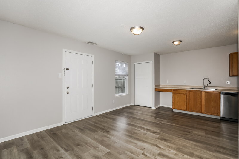 1,930/Mo, 2371 Summerwood Ln Greenwood, IN 46143 Dining Room View