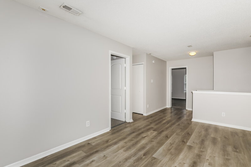 1,930/Mo, 2371 Summerwood Ln Greenwood, IN 46143 Loft View