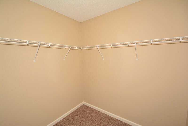 2,120/Mo, 19424 Fox Chase Dr Noblesville, IN 46062 Closet View