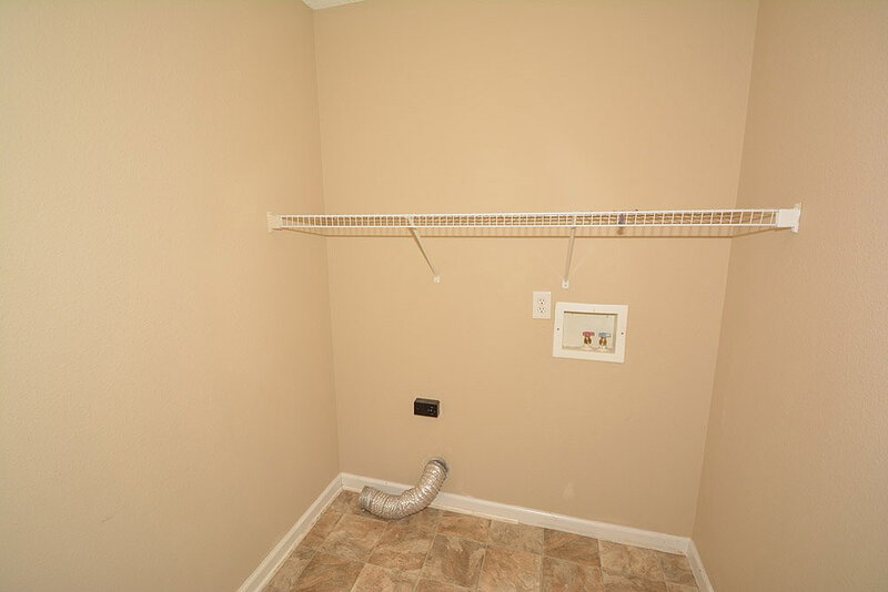 2,120/Mo, 19424 Fox Chase Dr Noblesville, IN 46062 Laundry View
