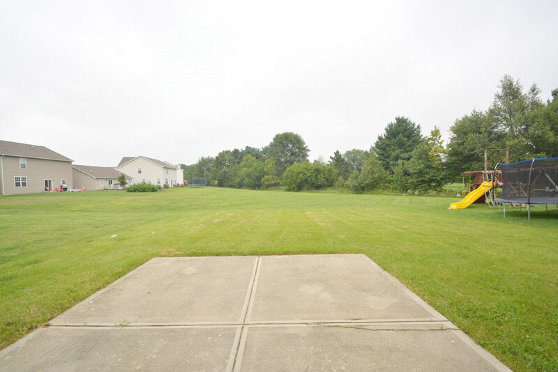 2,120/Mo, 19424 Fox Chase Dr Noblesville, IN 46062 Yard View