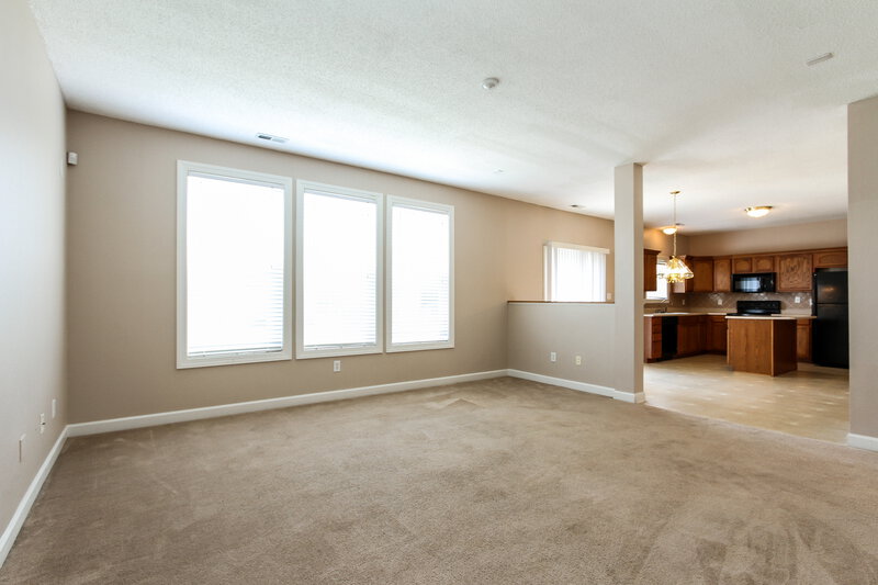 1,920/Mo, 10711 Pollard Park Indianapolis, IN 46234 Family Room View 2