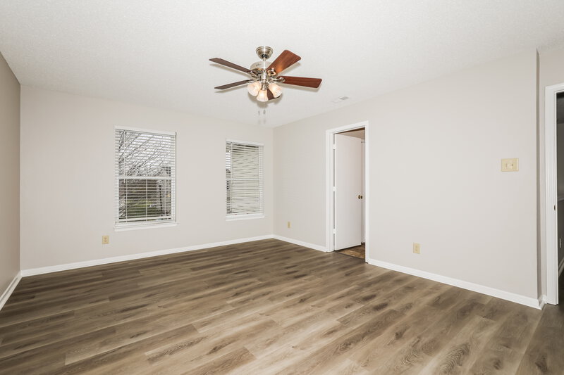 1,810/Mo, 12554 Bearsdale Dr Indianapolis, IN 46235 Main Bedroom View