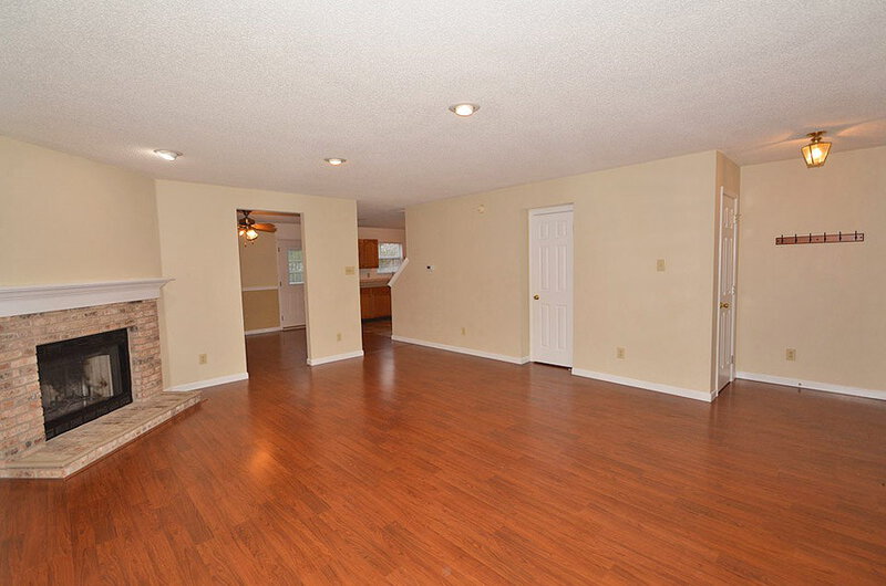 2,105/Mo, 7643 Sunflower Dr Noblesville, IN 46062 Family Room View 3