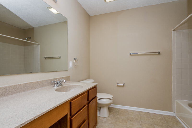 2,660/Mo, 14419 Cuppola Dr Noblesville, IN 46060 Master Bathroom View