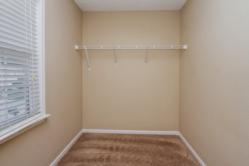 2,660/Mo, 14419 Cuppola Dr Noblesville, IN 46060 Walk In Closet View