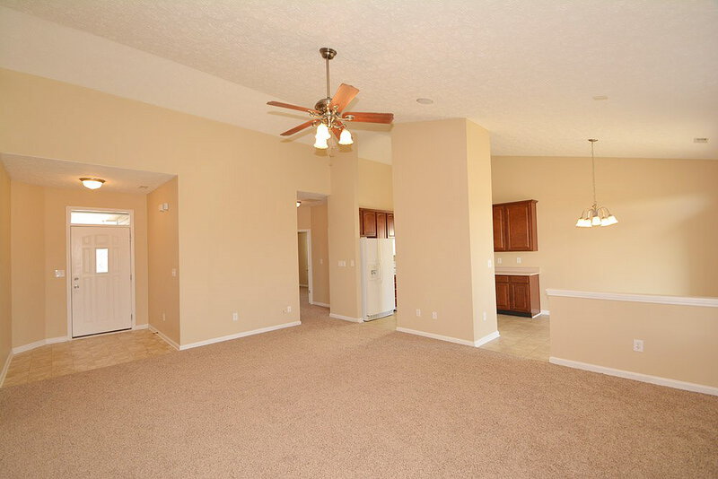 1,500/Mo, 2361 Cole Wood Ct Indianapolis, IN 46239 Great Room View 2