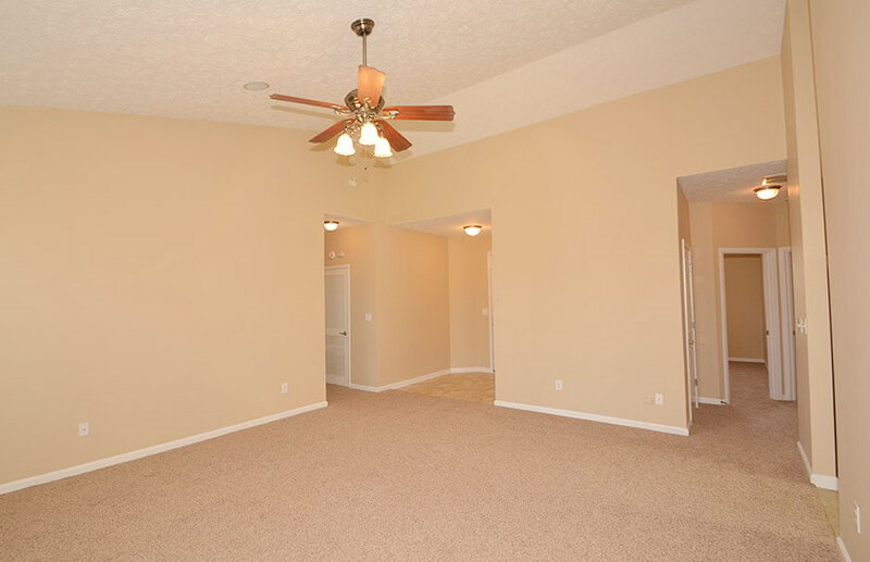 1,500/Mo, 2361 Cole Wood Ct Indianapolis, IN 46239 Great Room View 3