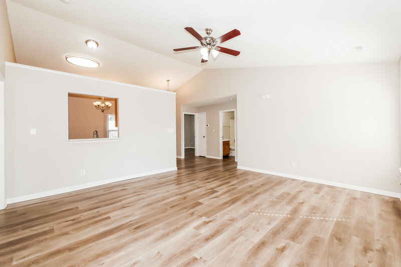 2,240/Mo, 1478 Osprey Way Greenwood, IN 46143 Living Room View 3