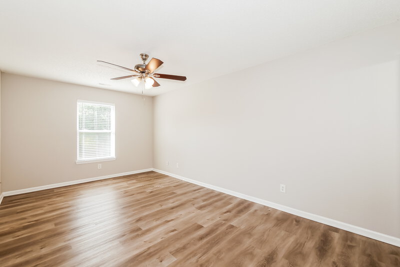 2,240/Mo, 1478 Osprey Way Greenwood, IN 46143 Main Bedroom View 2