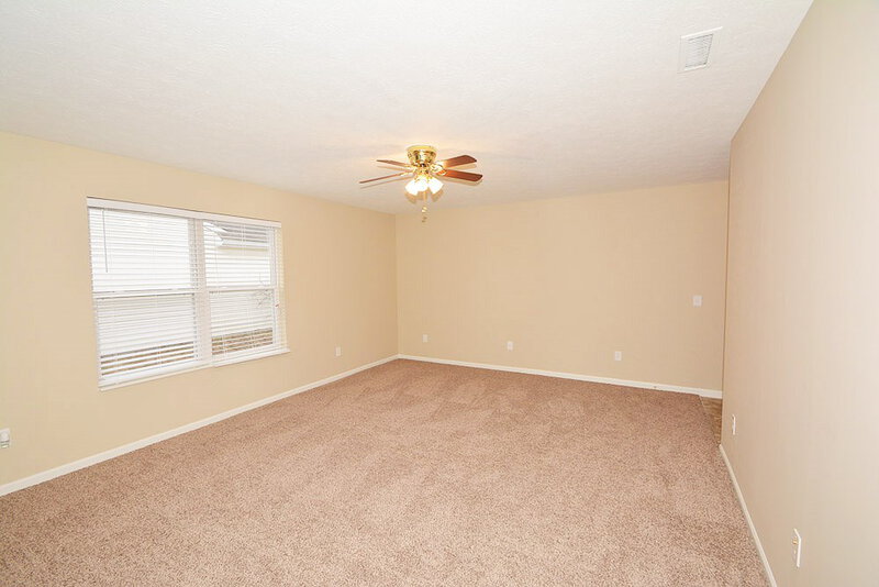 1,570/Mo, 2200 Quarter Path Rd Cicero, IN 46034 Great Room View