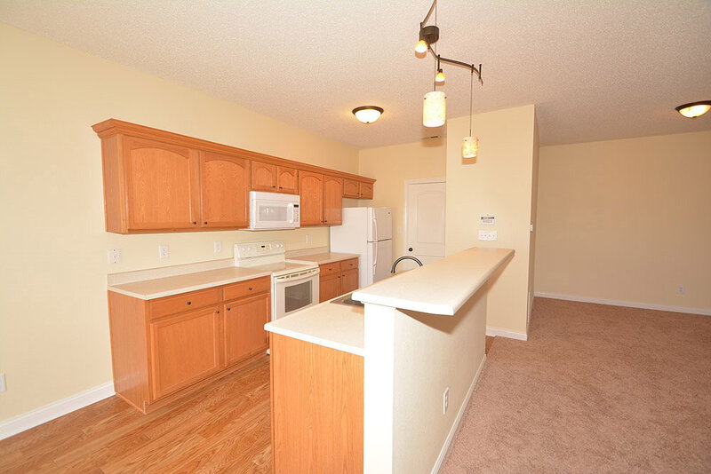 1,480/Mo, 9624 Treyburn Green Way Indianapolis, IN 46239 Kitchen View