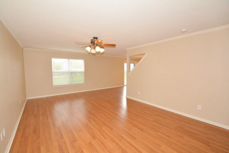 1,650/Mo, 7317 Kimble Dr Indianapolis, IN 46217 Family Room View