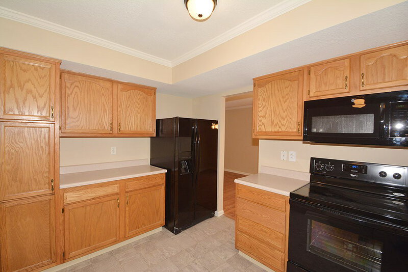 1,650/Mo, 7317 Kimble Dr Indianapolis, IN 46217 Kitchen View 2