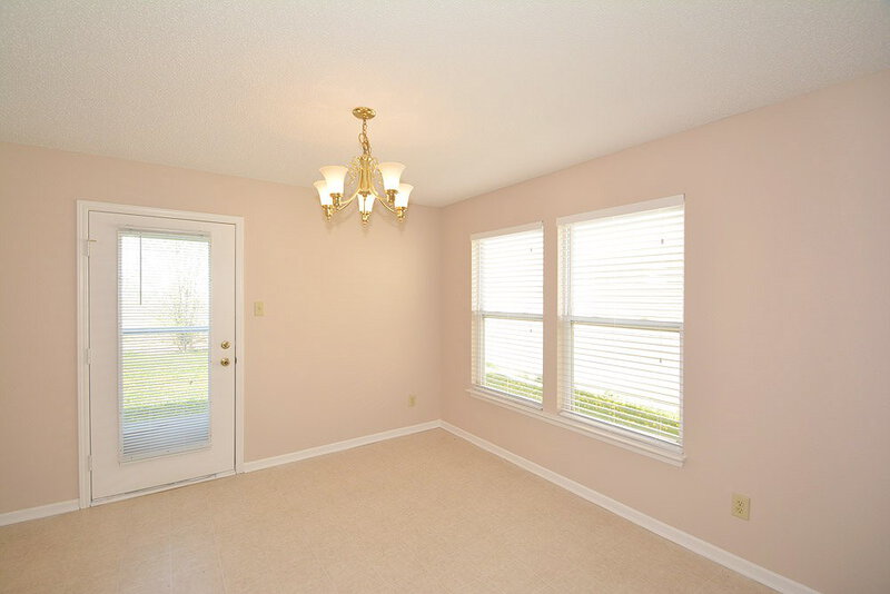 1,495/Mo, 2344 Summerwood Ln Greenwood, IN 46143 Dining Room View