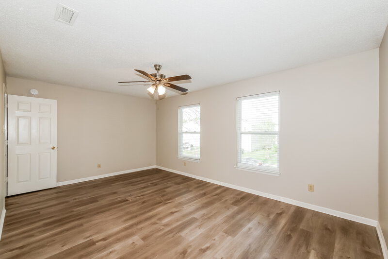 1,890/Mo, 2344 Summerwood Ln Greenwood, IN 46143 Main Bedroom View 2