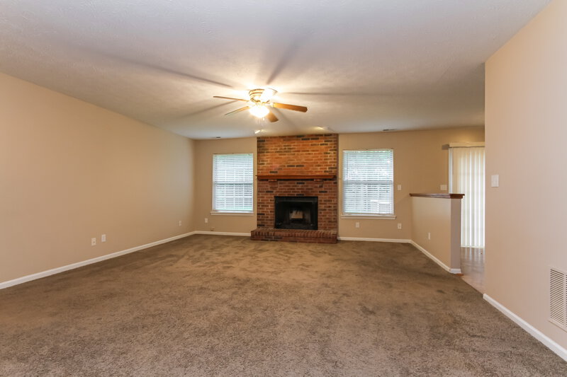 2,310/Mo, 7741 Connie Dr Indianapolis, IN 46237 Living Room View