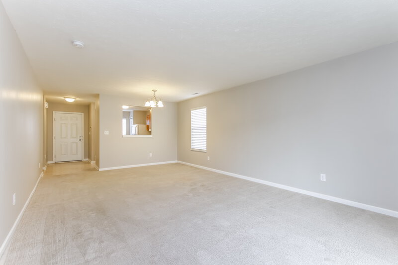 1,555/Mo, 4645 Deacon Ln Indianapolis, IN 46237 Living Room View