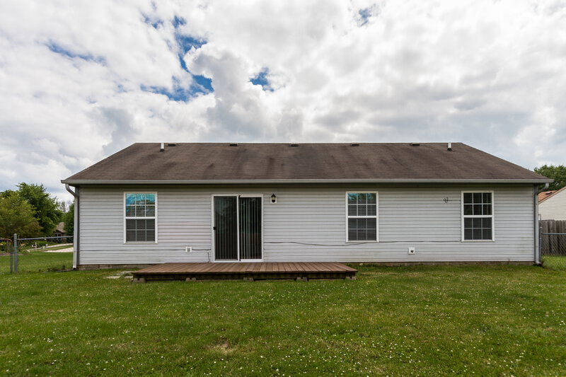 1,525/Mo, 5244 Saint Vail Ct Noblesville, IN 46062 Rear View